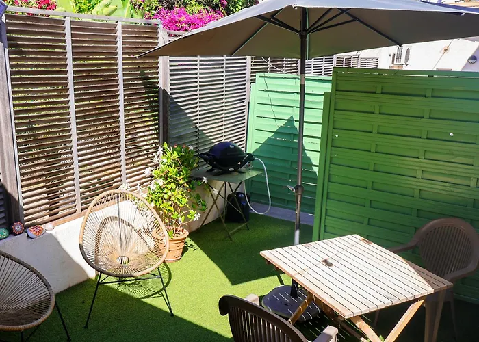 Les Hirondelles Semesterbostad