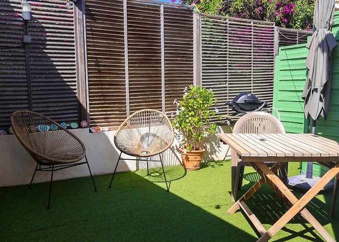 Semesterbostad Les Hirondelles